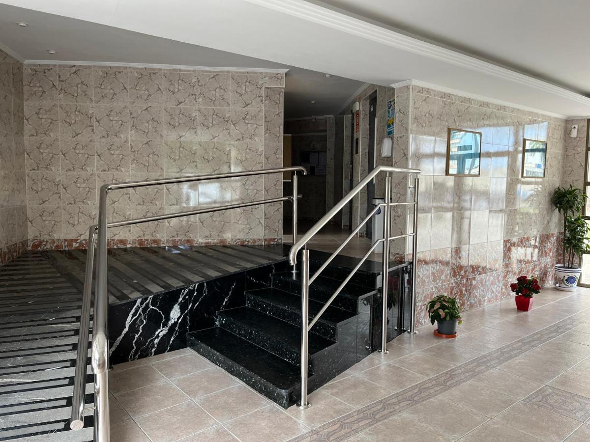 Apartment Seimar Benidorm Con Vistas Al Mar Kültér fotó