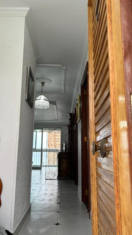 Apartment Seimar Benidorm Con Vistas Al Mar Kültér fotó