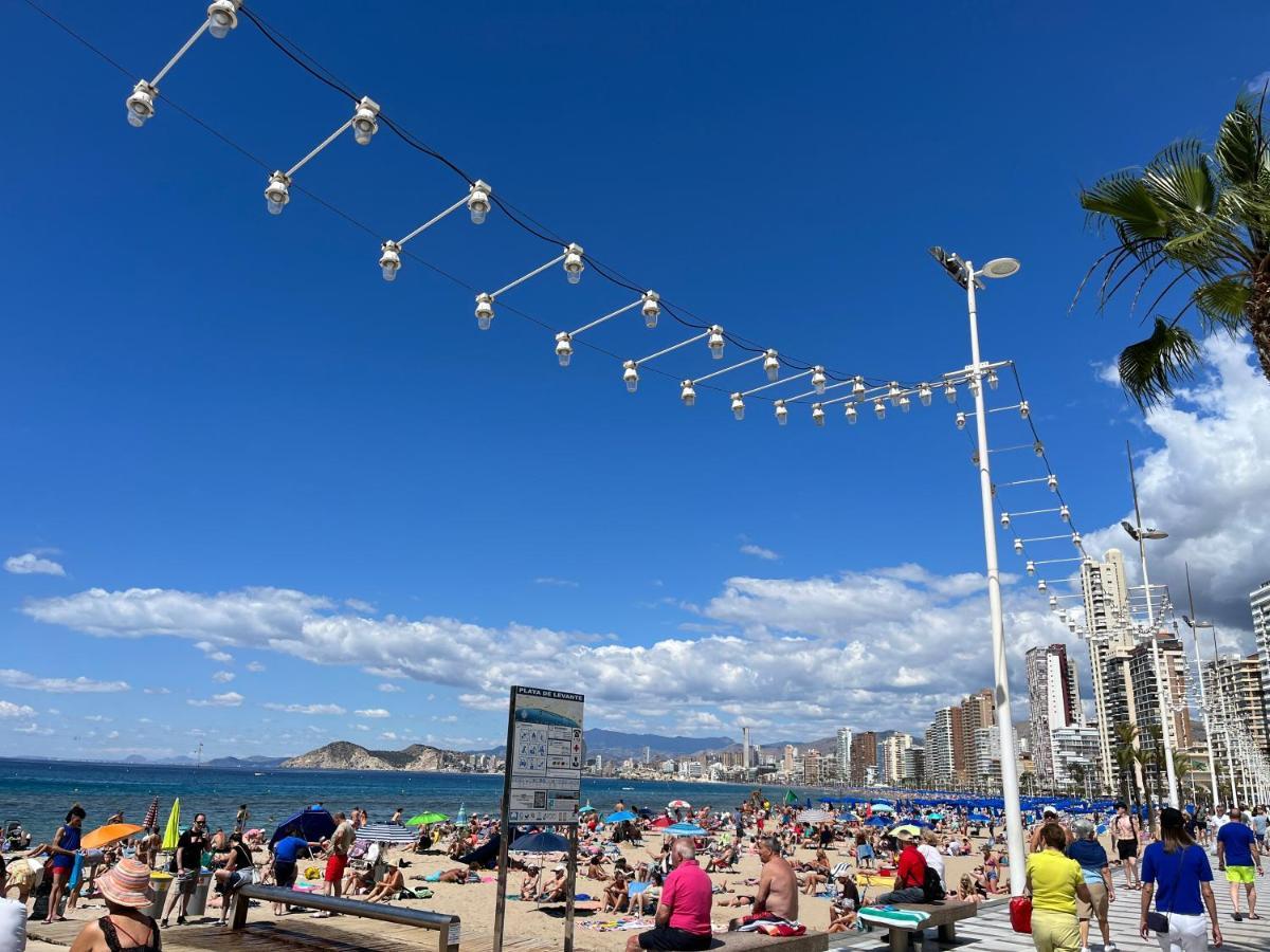 Apartment Seimar Benidorm Con Vistas Al Mar Kültér fotó